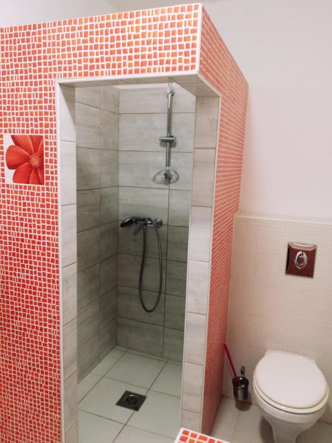 Happy Home Apartman Gyenesdias Ngoại thất bức ảnh