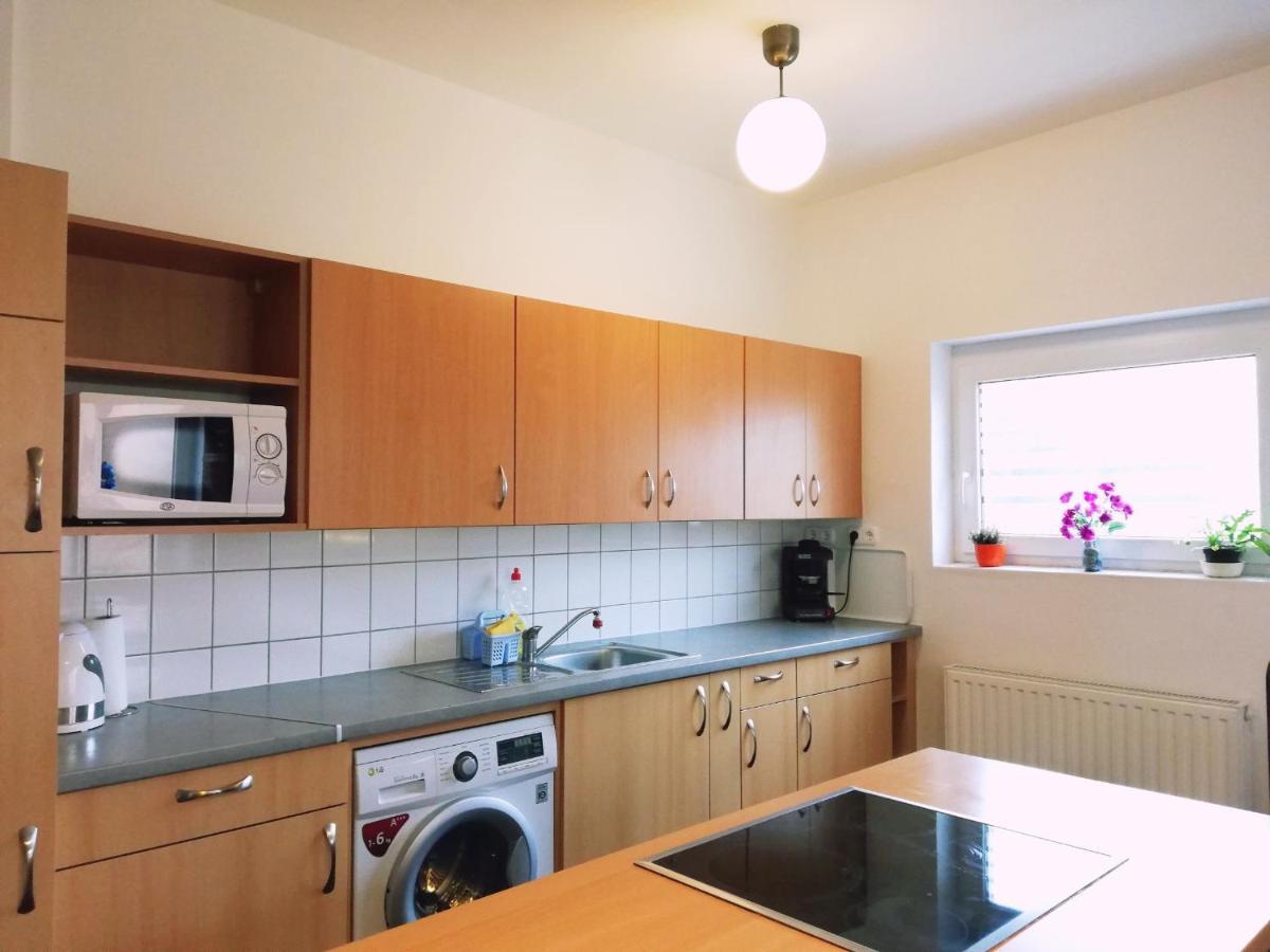 Happy Home Apartman Gyenesdias Ngoại thất bức ảnh